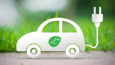 從消費者角度出發推動電動車普及化實現零碳願景