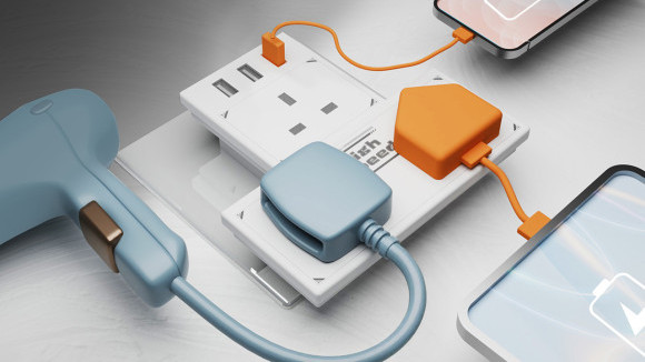 实测10款万能插苏 边款安全又悭电？