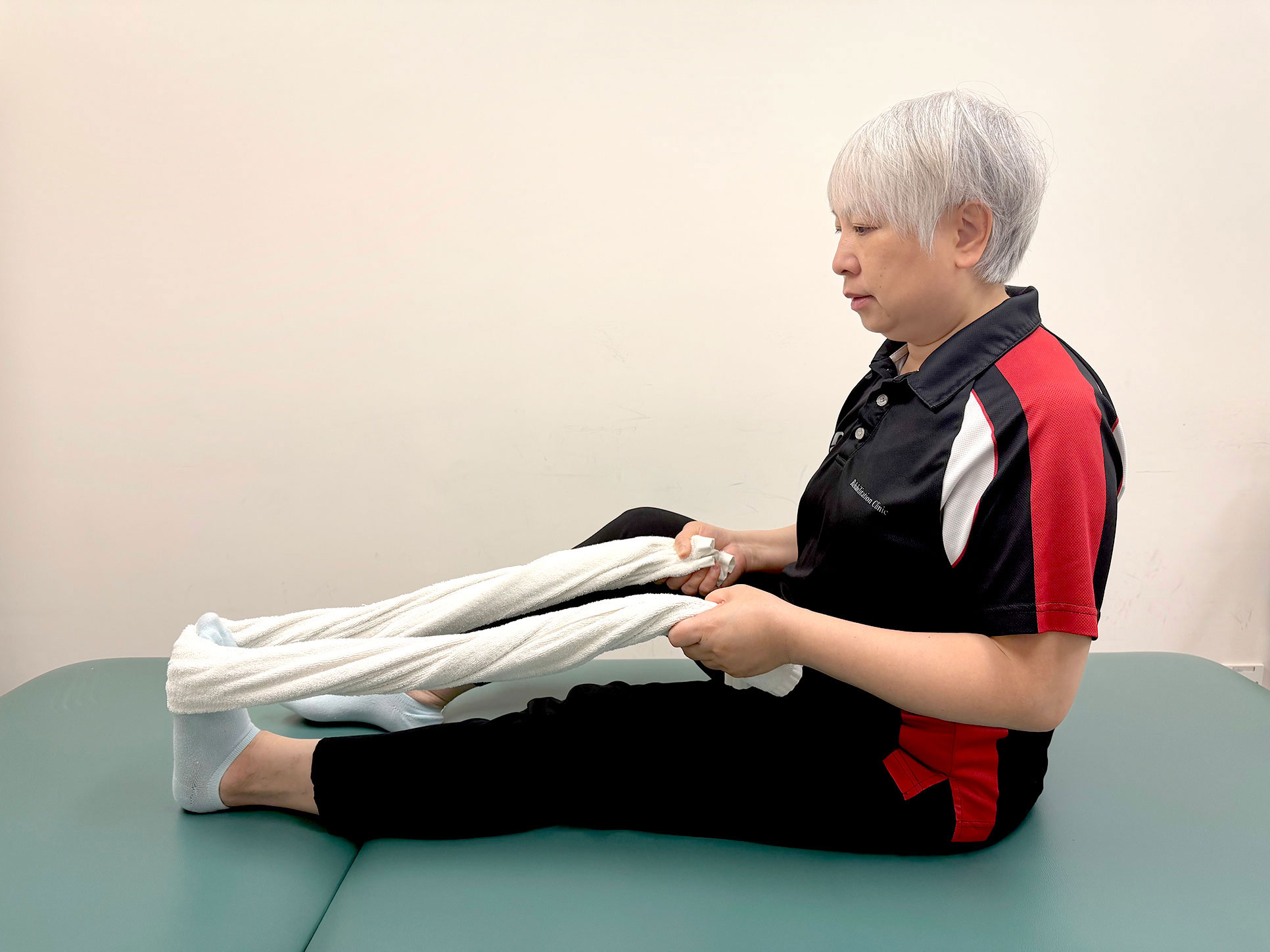 晚间脚抽筋自救法 - 被动伸展