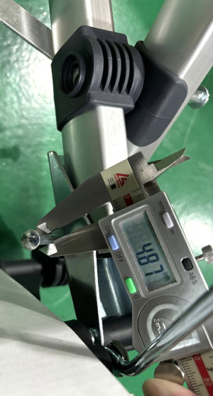 圖3：有樣本的鋼鉸鏈銷（hinge pin）的直徑小於5.0毫米