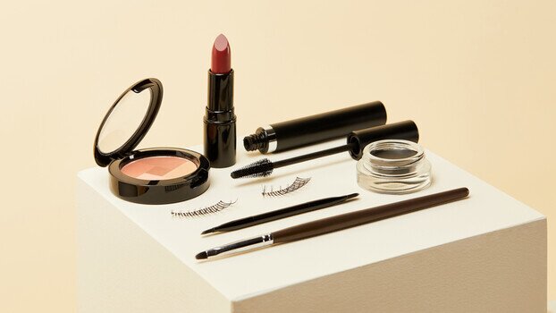 回收一個批次「Genteal Eye Gel」