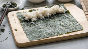 Healthy Seaweed Cannot Be Consumed Without Limit Especially for Children All Rich in Iodine but 70% High in Sodium